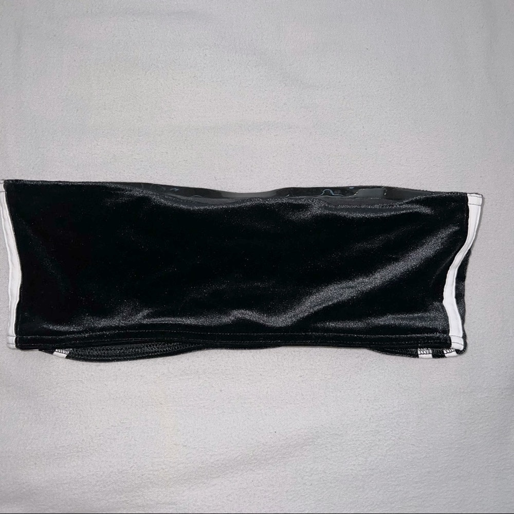 🖤NEW adidas velvet tube top/bandeau/crop top - velvet size S - Picture 3 of 5